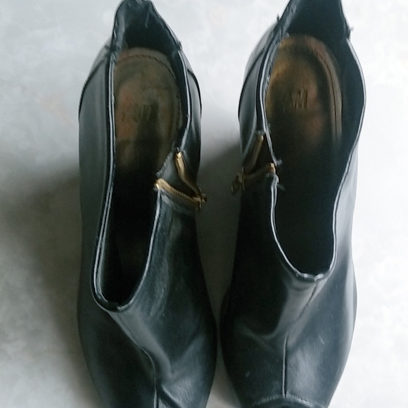 H & M Peep Toe Wedge Ankle Boot - Picture 2 of 6